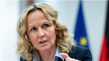 Die CO2-Vorgaben für Autos seien von überragender Bedeutung für die EU-Klimaschutzpolitik, sagt Bundesumweltministerin Steffi Lemke (Bündnis 90/Die Grünen).