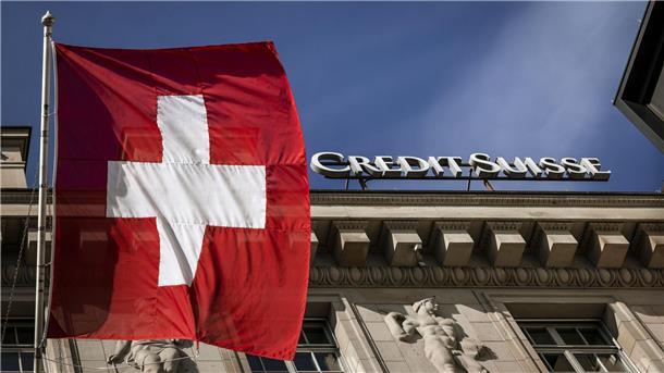 Regierung streicht Boni für 1000 Credit-Suisse-Manager Die Credit Suisse, hier die Niederlassung in Luzern.