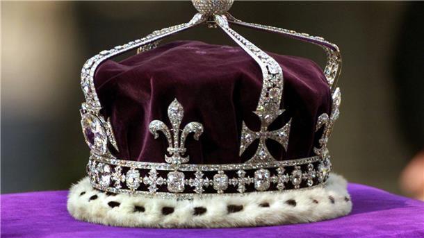 Pomp, Pleiten und Pannen: Krönungen der britischen Royals  Die „Crown of Queen Mary“ war 1911 für Königin Mary hergestellt worden und wird dieses Jahr für die Krönung von Camilla verwendet.