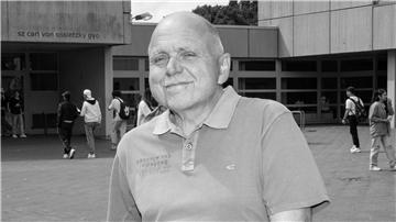 Die CvO-Oberschule in Bremerhaven trauert um ihren Schulleiter Dr. Georg Mondwurf. Er ist am 9. September 2025 im Alter von 62 Jahren verstorben. 