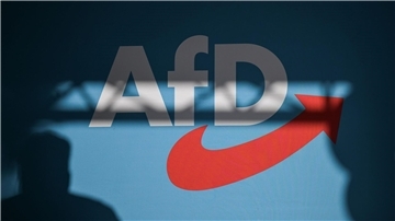 Die Debatte über Folgen aus der Verfassungsschutz-Einstufung nimmt Fahrt auf. (Archivbild)