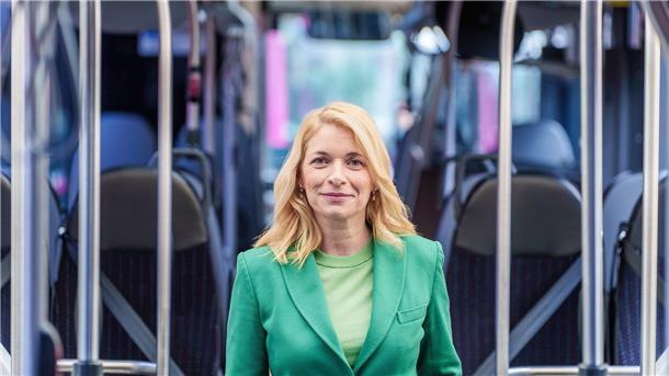 Evelyn Palla: Südtirolerin mit viel Bahn-Erfahrung Die designierte neue Bahnchefin hat vor einigen Monaten selbst einen Lokführerschein gemacht.