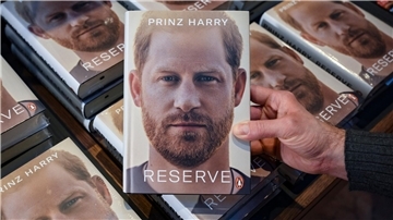 Die deutsche Fassung des Buchs „Reserve“ wurde allein am Erscheinungstag 40.000 Mal gekauft.