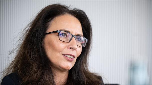 DGB-Chefin: „Mit Steuergeldern kein Lohndumping fördern“ Die DGB-Vorsitzende Yasmin Fahimi fordert eine neue und verbindliche Verabredungskultur ein.