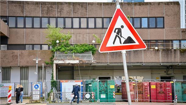 Die ehemalige Karstadt-Immobilie ziert immer noch Bremerhavens Innenstadt.