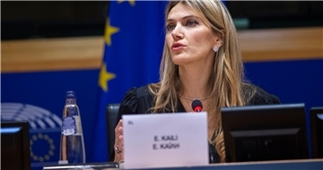 Die ehemalige Vizepräsidentin des Europäischen Parlaments, Eva Kaili, sitzt derzeit in Untersuchungshaft in Belgien.