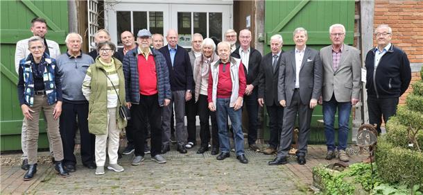 Die geehrten Mitglieder der Raiffeisenbank Wesermarsch