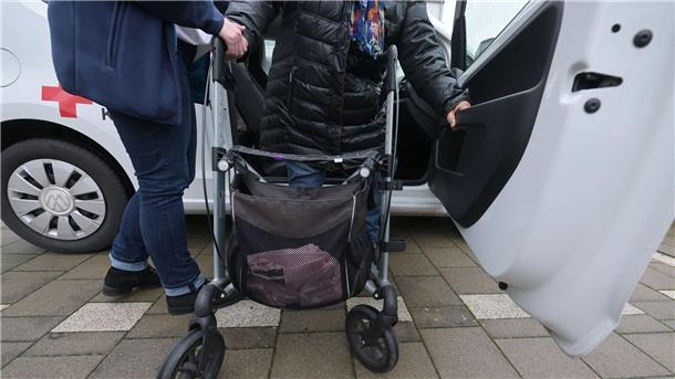 Die Einstufung in verschiedene Pflegegrade entscheidet über die Höhe der Unterstützung durch die Pflegeversicherung. (Illustration)