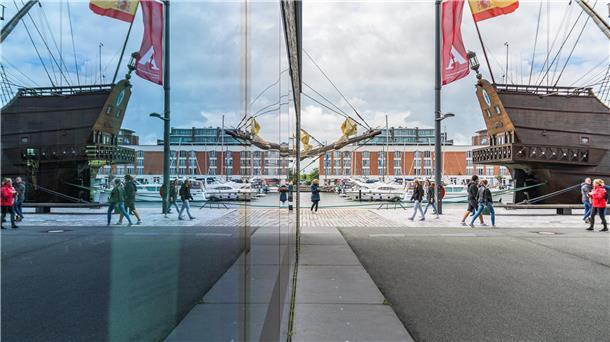 Die „El Galeon“ mit Spiegelung. Fotografiert von Stefan Wyrwa, in Instagram @stefan_wyrwa.