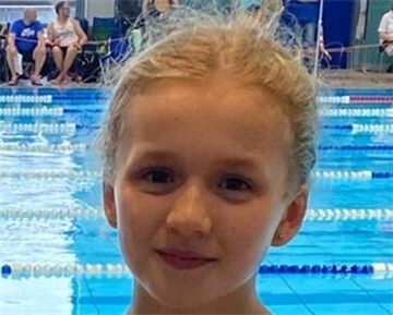 Die Nordenhamerin Lotte Luise Müller schwimmt für den Bremer SC.