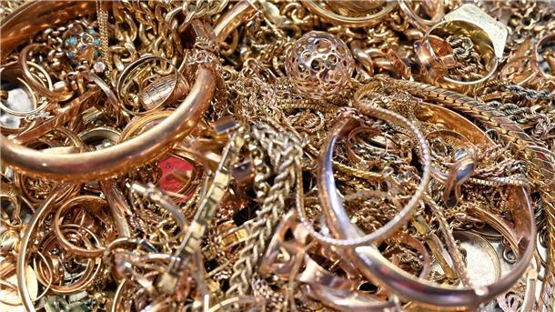 Konjunktursorgen treiben Goldpreis Richtung Rekordhoch Die enttäuschenden US-Konjunkturdaten und die Turbulenzen im Bankensektor treiben den Goldpreis in die Höhe.