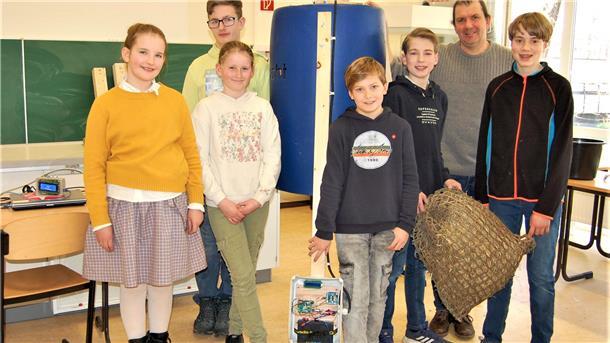 Die erfolgreiche "Jugend forscht"-Gruppe der Waldschule Hagen/Beverstedt