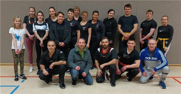 Gürtelprüfungen beim Kickbox-Team Rodenkirchen
