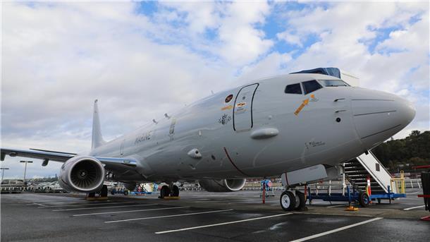 Rekordzeit: Erste P-8A Poseidon landet bald in Nordholz Die erste P-8A Poseidon steht bei der feierlichen Übergabe auf dem Flugfeld von Boeing in Seattle/USA.