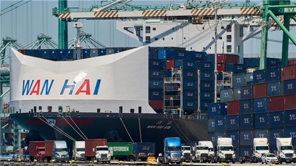 Umfrage: Zoll-Deal bringt deutschen Unternehmen neue Sorgen Die EU und die USA hatten im Zollstreit zuletzt eine Einigung erzielt. (Symbolbild)
