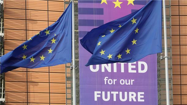 Sechs neue KI-Fabriken in EU geplant Die Europäische Kommission hat bisher 19 Standorte für große KI-Fabriken ausgewählt. (Archivbild)