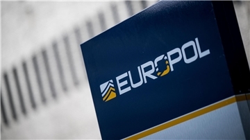 Die europäische Polizeibehörde Europol versucht den illegalen Drogenhandel einzudämmen.