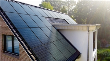 Die EWE bietet Solaranlagen für Privatkunden jetzt als Pachtmodell an.