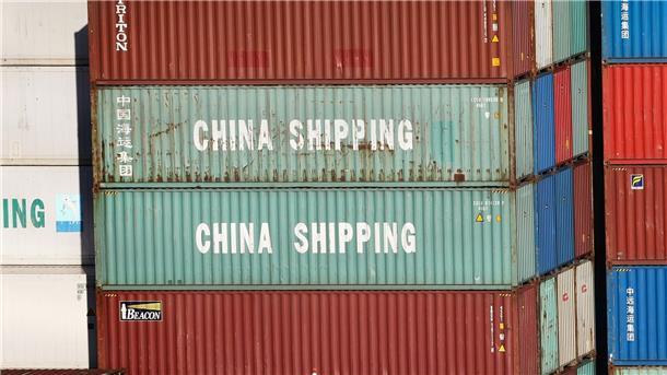 Chinas Exporte deutlich gesunken Die exportgetriebene chinesische Wirtschaft verzeichnete 2023 mit einem Rückgang um 4,6 Prozent einen deutlichen Einbruch der Ausfuhren.