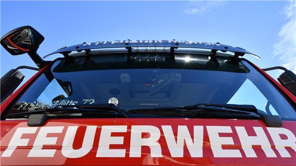 Die Feuerwehr musste zu einem Flächenbrand nach Hellwege ausrücken (Symbolbild).