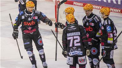 Die Fischtown Pinguins gewinnen mit 1:0 gegen die Nürnberg Ice Tigers und sichern sich den 3.Platz.
