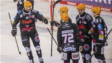 Die Fischtown Pinguins gewinnen mit 1:0 gegen die Nürnberg Ice Tigers und sichern sich den 3.Platz.