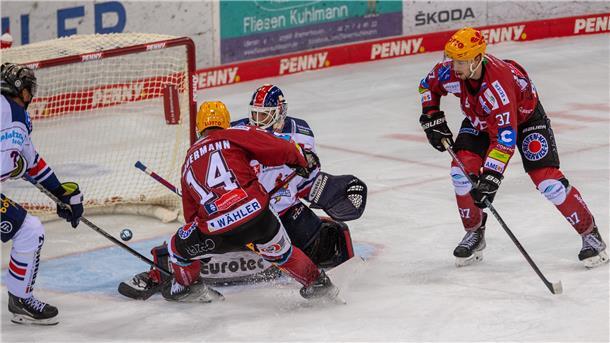 Spielszene beim Eishockey