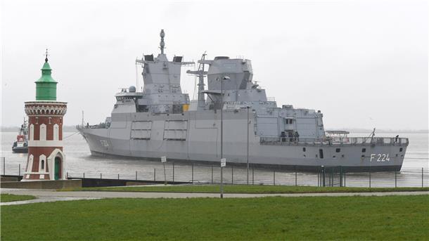 Die Fregatte „Sachsen-Anhalt“ ist am Montag in Bremerhaven angekommen.