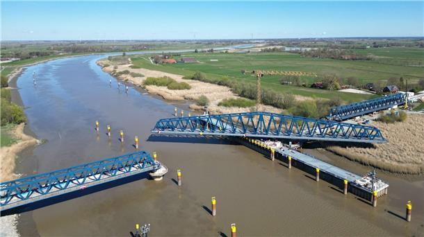 Die Friesenbrücke, die bei Weener über die Ems führt, ist das Vorbild für die neue Huntebrücke.