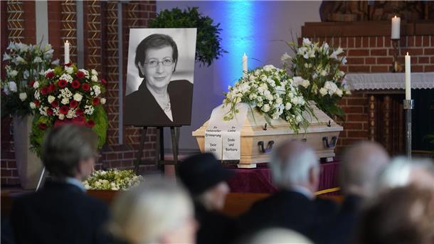 Die frühere schleswig-holsteinische Ministerpräsidentin Heide Simonis war am 12. Juli im Alter von 80 Jahren nach langer schwerer Krankheit gestorben.