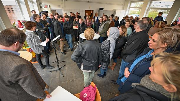 Die Gäste kamen zahlreich zur Eröffnung des neuen Familienzentrums in der Geibelstraße.