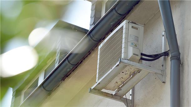 Gase aus Geräten tragen weiter zum Treibhauseffekt bei Die Gase aus Kühlschränken oder Klimaanlagen werden erst schädlich, wenn sie freigesetzt werden.