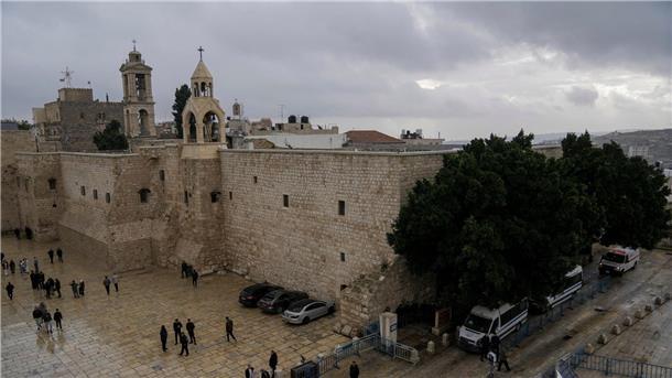 Kriegsweihnacht im Heiligen Land: Mehr Pflicht als Freude Die Geburtskirche in Bethlehem gilt traditionell als Geburtsort Jesu.