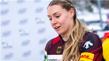 Die gesundheitlich angeschlagene Weltmeisterin Laura Nolte kam im Monobob-Rennen in St. Moritz auf Platz drei 