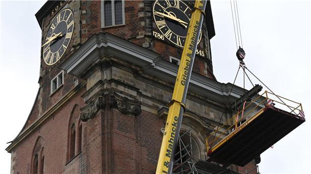 Den tiefen Klang zurückbringen Die große und tief klingende Gloria-Glocke in Hamburg muss repariert werden.