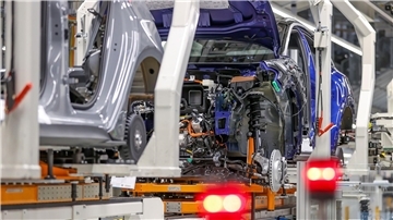 Die großen deutschen Autohersteller verkaufen weniger Fahrzeuge - auch in 2023?