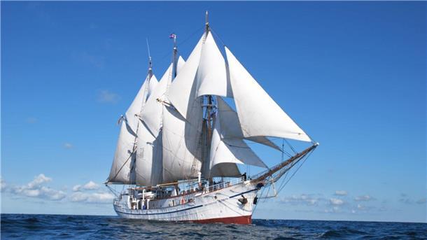 Schrecksekunde in Rostock! „Großherzogin Elisabeth“ auf Grund gelaufen Die "Großherzogin Elisabeth" aus Elsfleth ist in Rostock auf Grund gelaufen.