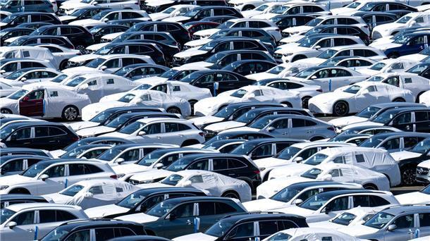 Autoindustrie soll mehr Spielräume bekommen Die internationalen Geschäfte sind wichtig für die deutschen Autobauer. (Archivbild)