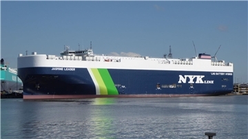 Die „Jasmine Leader“ der japanischen Reederei NYK kann bis zu 7.000 Standard-Pkw transportieren.