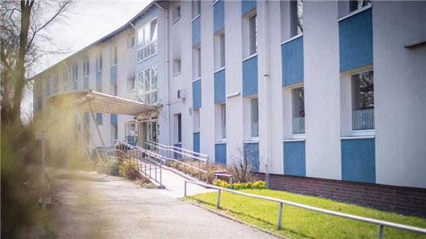 Die Jugendherberge in Bremerhaven wird noch bis Sommer 2024 für den Fremdenverkehr geschlossen bleiben. Foto: Hartmann