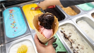 Die Kaufkraft pro Lohnminute beim Eis ist gesunken.