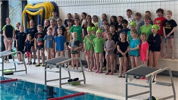 Kinder im Nordbad in Einswarden