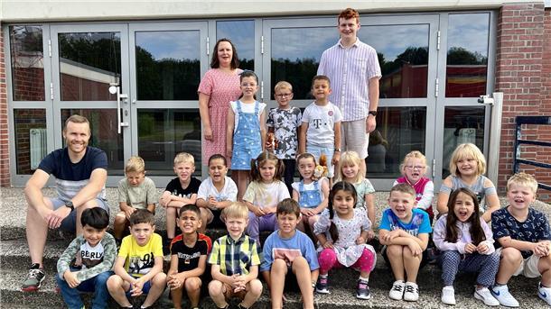 Mit Fotos von allen ersten Klassen: Diese Kinder wurden in Nordenham eingeschult Klassenfoto