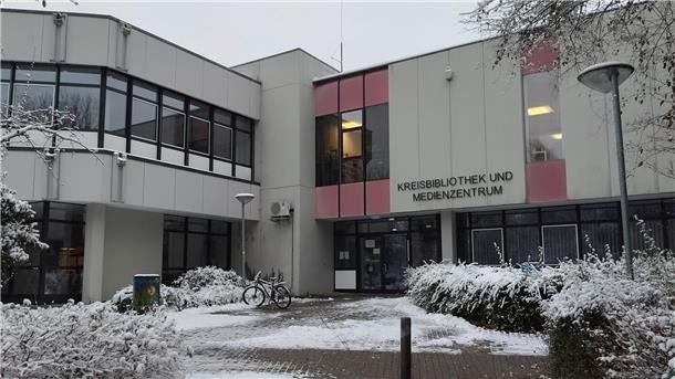 Die Kreisbibliothek an der Gerd-Köster-Straße in Brake strahlt nach Ansicht der Kreistagsmehrheitsgruppe kaum über die Stadt Brake hinaus.