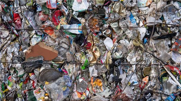 Recyclingquote bei Plastik bleibt global niedrig Die Kunststoffproduktion stieg von zwei Millionen Tonnen 1950 auf 400 Millionen Tonnen im Jahr 2022. (Archivbild)