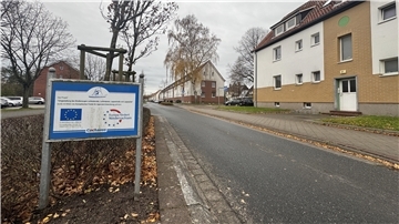 Die Lehfeldstraße: Eine Wohnung ist Schauplatz einer blutigen Auseinandersetzung geworden.