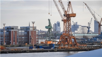 Blick auf die Lloyd Werft