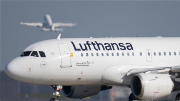 Zahlt Lufthansa bald einen Inflationsausgleich? Die Lufthansa mache wieder Gewinne, erklärt die Gewerkschaft Ufo.