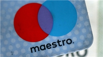 Die Maestro-Funktion von Girokarten ist künftig nicht mehr verfügbar.