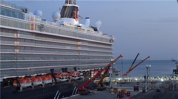 Die "Mein Schiff 3" macht den Anfang. Am Mittwoch hat der erste Kreuzfahrer an d...